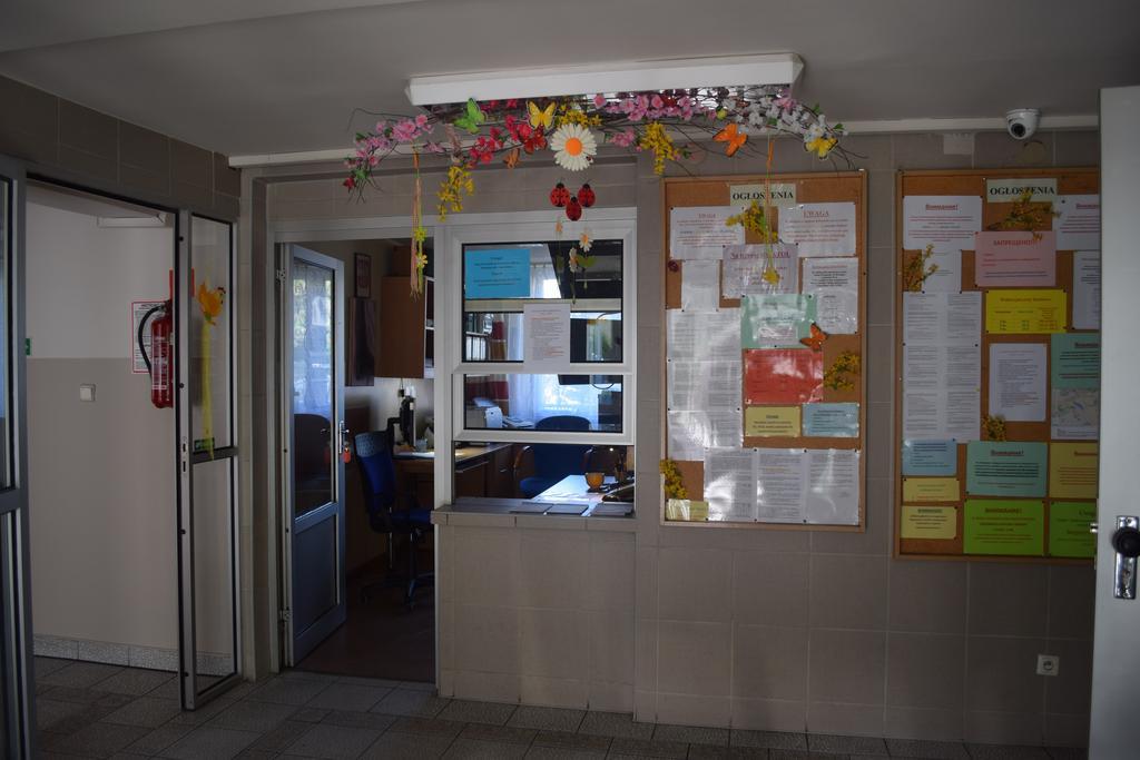 Dom Studencki Atol Hostel Krakow Exterior photo