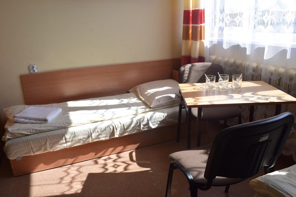 Dom Studencki Atol Hostel Krakow Exterior photo